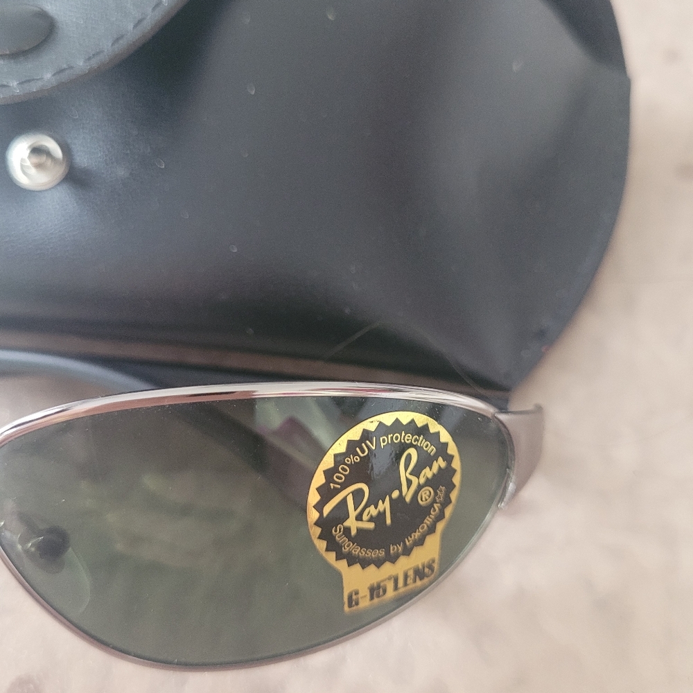 Raybans - Picture 2 of 4